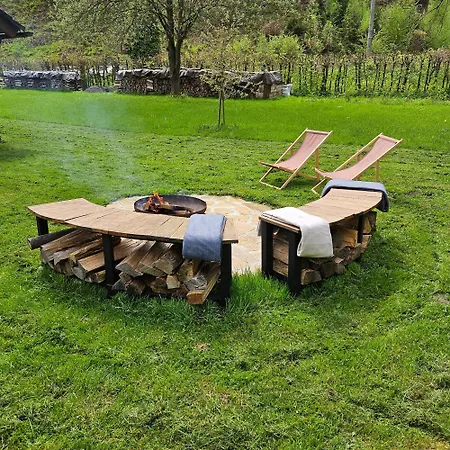 度假居 Roubenka Pod Hradem Kokorin *