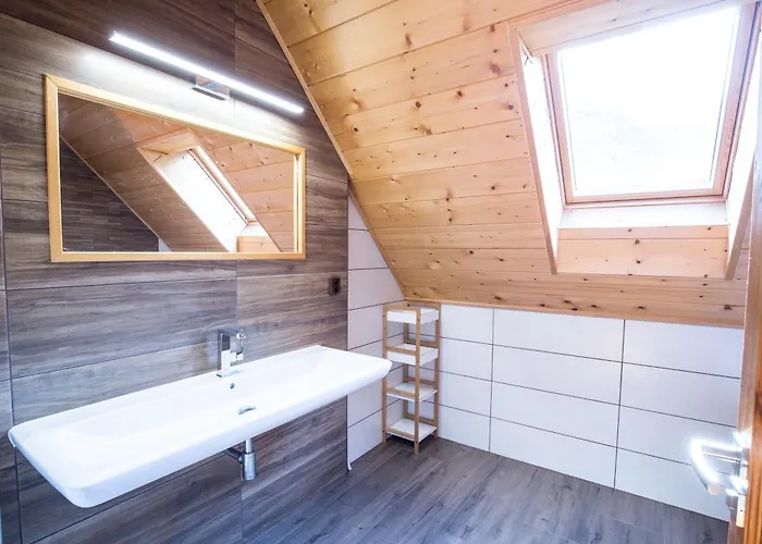 Roubenka Pod Hradem Kokorin بيت للعطل *