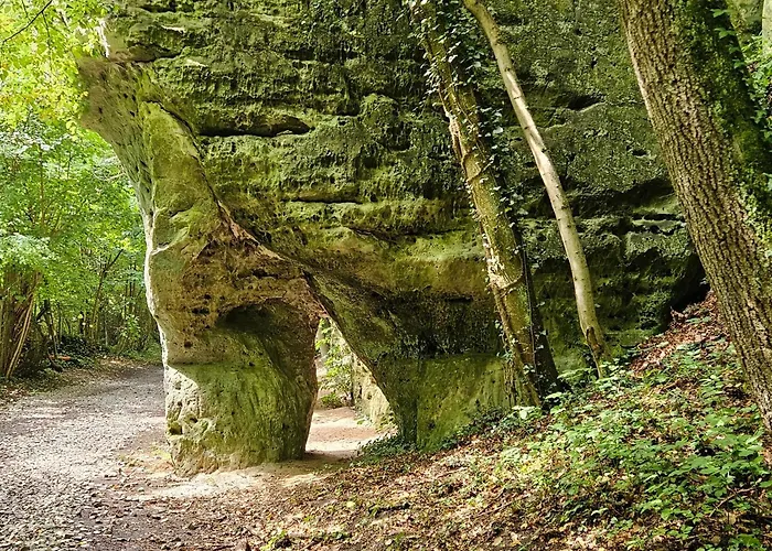 Roubenka Pod Hradem Kokorin * Kanina